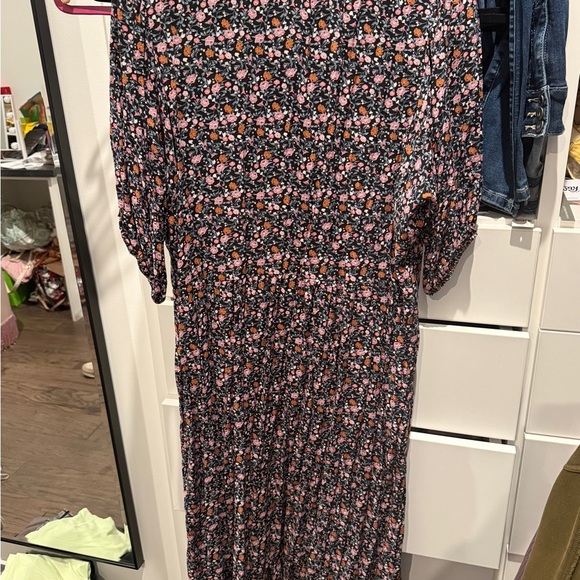 NWT Knox Rose Pink and White Flutter Sleeve Sundress - Picture 4 of 4